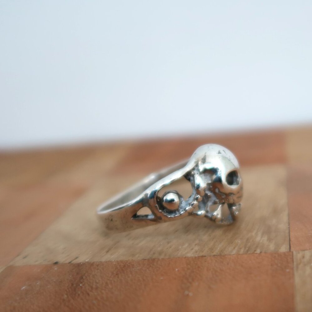 925 Sterling Silver Scary Skull Ring Sz 10.5 Goth Biker Statement - Bend in Band - Picture 4 of 8